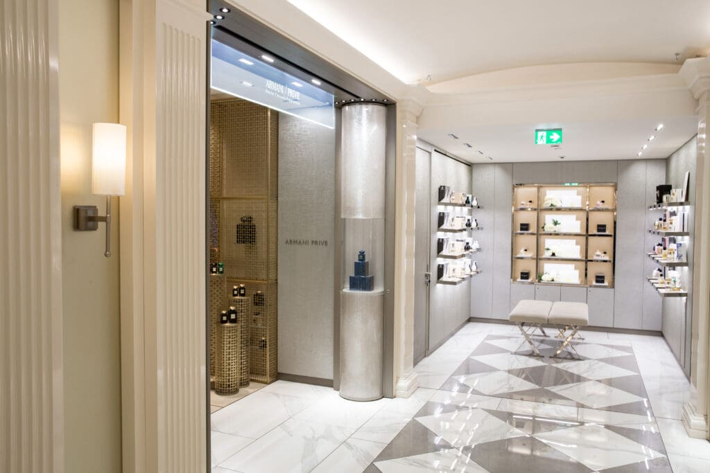 SALON DE PARFUMS - Knightsbridge, London, 6TH FLOOR PHOTOGRAPHY - BARNEY PICKARD
